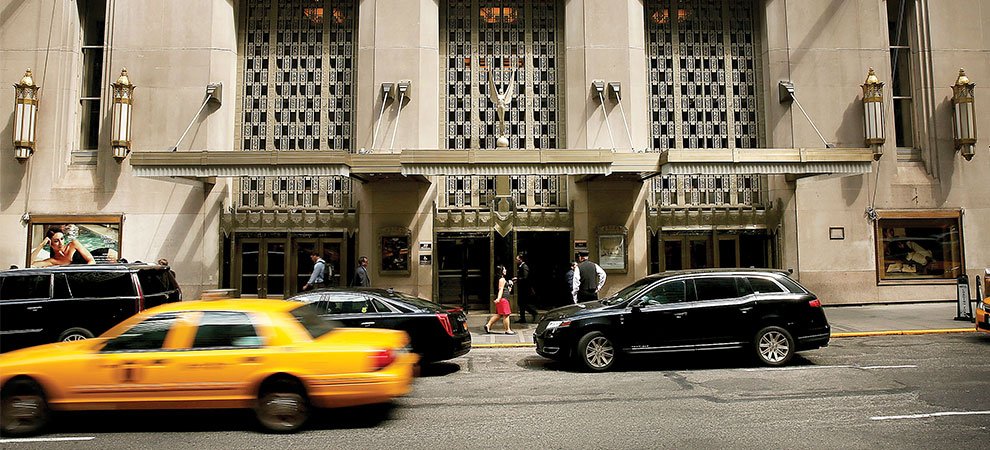 New York's Landmark Waldorf Astoria Hotel To Be Converted To Condos