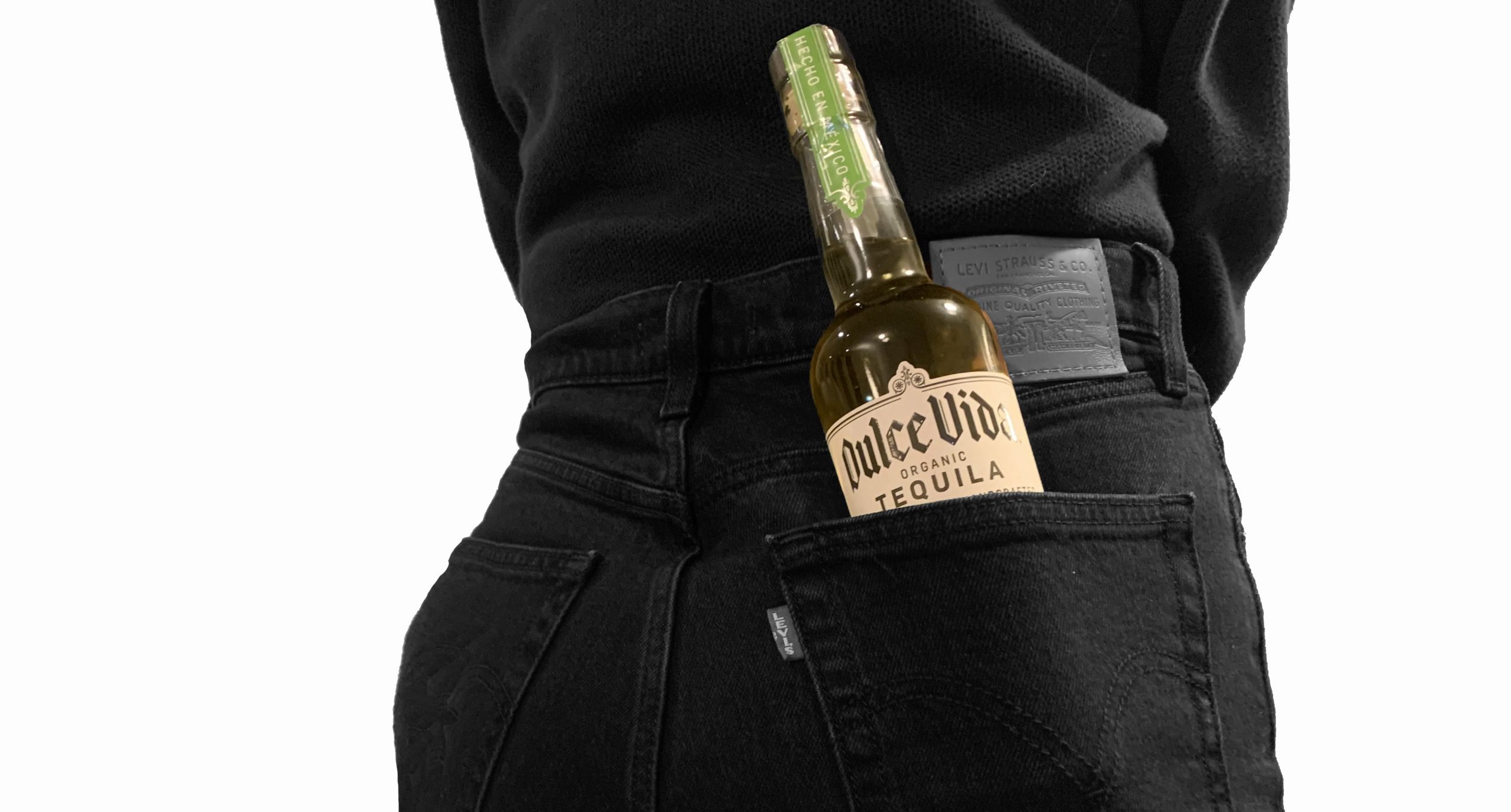 Corona doppelganger? From a few yards away, a 375 mL bottle of Dulce Vida stuck in a back pocket could easily pass for a bottle of the popular Mexican cerveza. Photo by Arick Wierson for Worth 